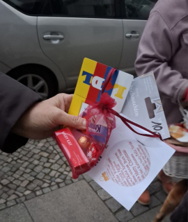 photo/0e7dbbe3-8e89-44c7-ac71-32bb05786aef-3