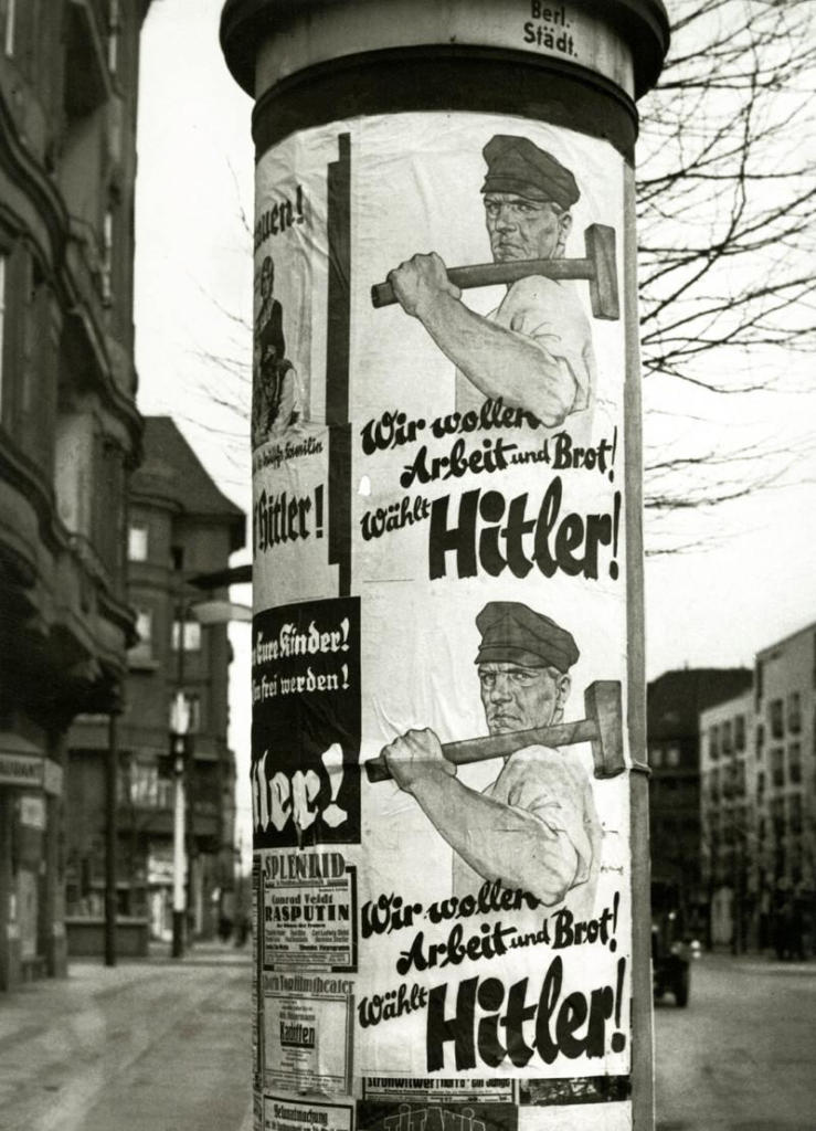 Vote-for-Hitler-1932.jpg