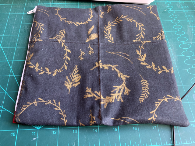 Purse8.png Purse8.png