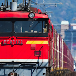 EF67 101, 102 運用離脱