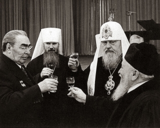 soviet-religion-leaders-whith-brezhnev.jpeg